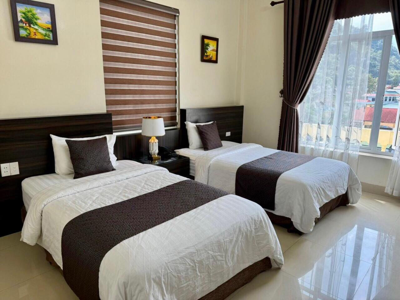 Royal Hotel Ha Giang Exterior photo